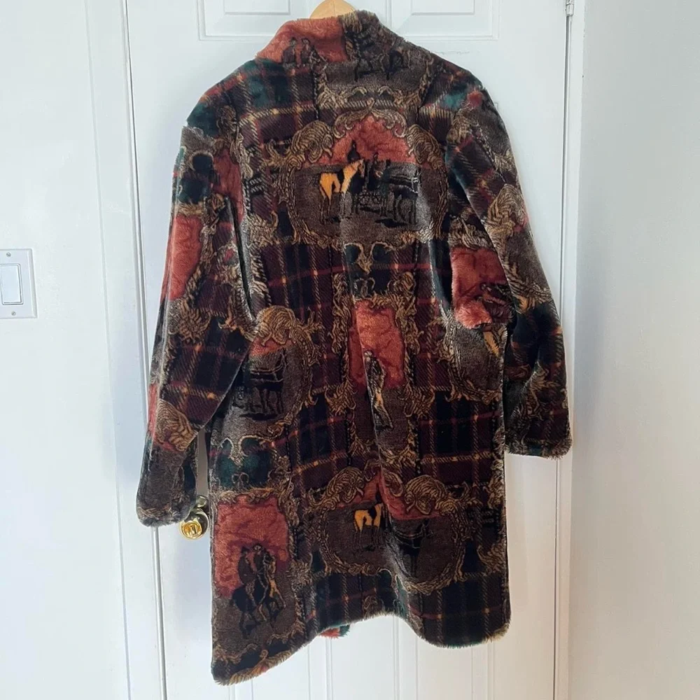 Multicolor Patterned Coat - Picture 2 of 4